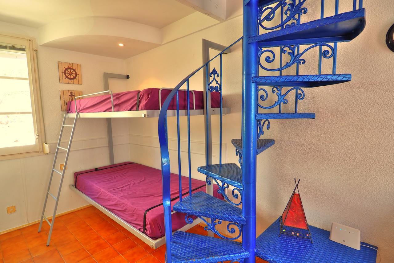 Llagut By Hello Homes